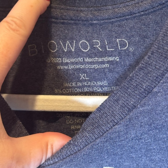 Men’s XL BioWorld “Seek Adventure Find Joy” Tee - Picture 5 of 5